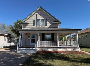 512 N Main St, Pratt, KS 67124
