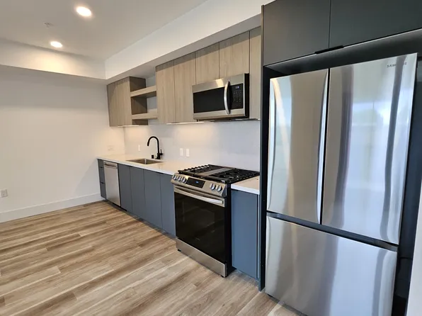 7627 Santa Monica Blvd #322, Los Angeles, CA 90046