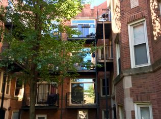 1661 W Pratt Blvd APT 2B, Chicago, IL 60626