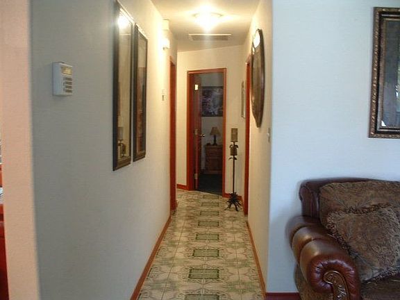 5th image of 1008 San Delfino St