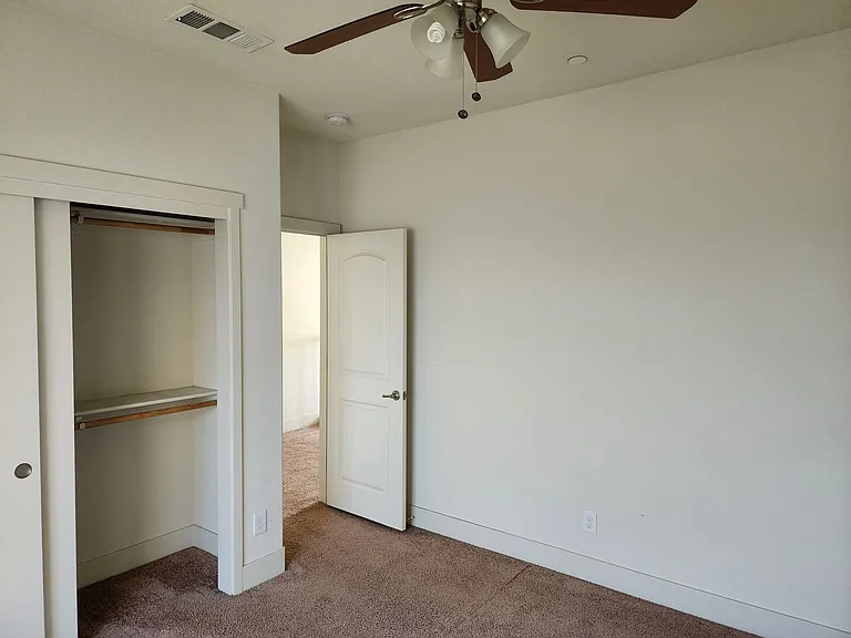 1321 Kaya Dr — Photo 6
