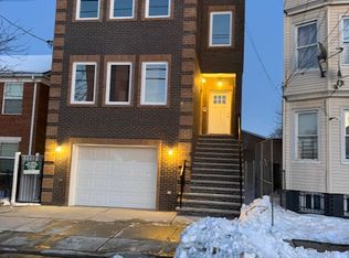 570 S 12th St FLOOR 2, Newark, NJ 07103