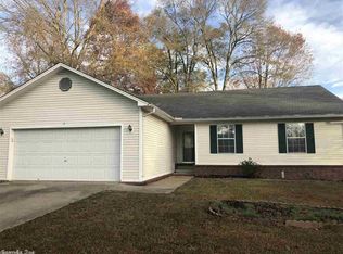 17 Hunters Cv, Cabot, AR 72023