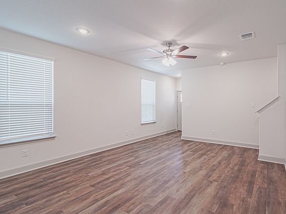 5th image of 7411 Gramercy Way
