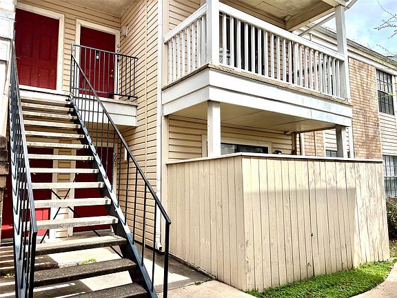 2nd image of 2750 Holly Hall St APT 605