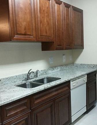 4th image of 3561 Forest Hill Blvd APT 79