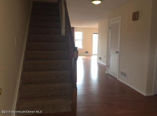 7 Harbor Cir, Freehold, NJ 07728