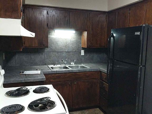 2nd image of 1560 Willis Ave APT 1A