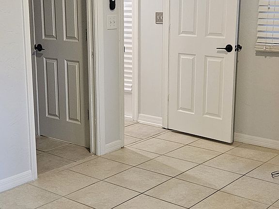 5th image of 26610 Southern Pines Dr APT H5