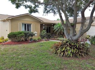 8803 Martinique Ln, Port Richey, FL 34668