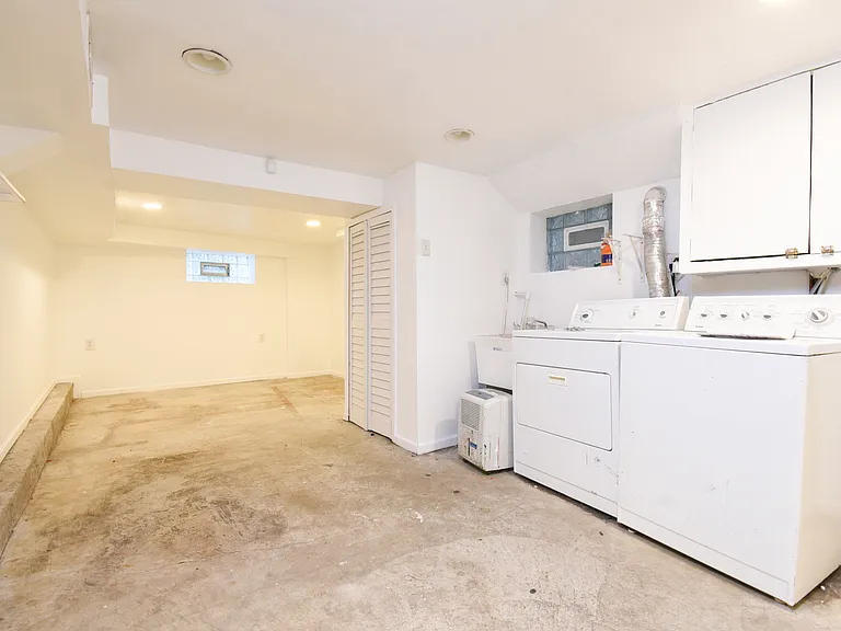 3332 W Le Moyne St — Photo 27