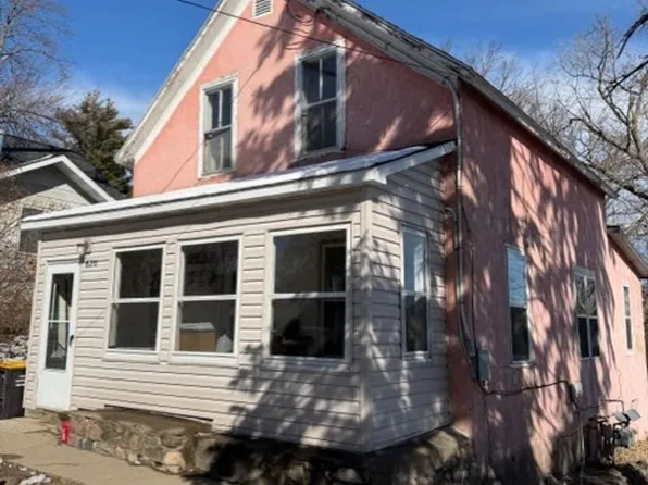 620 N 10th St, Brainerd, MN 56401