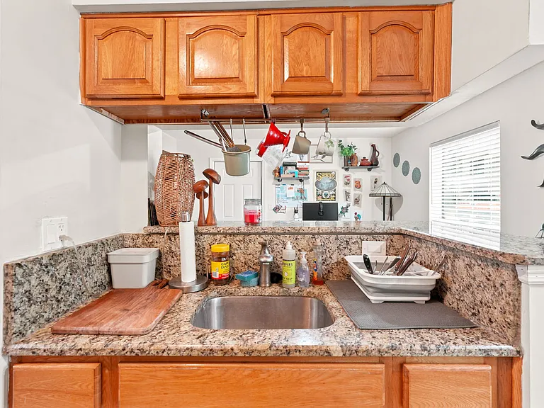 8642 Mallard Reserve Dr #101 — Photo 13
