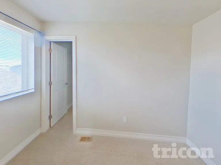 1126 Huntington Ave — Photo 11