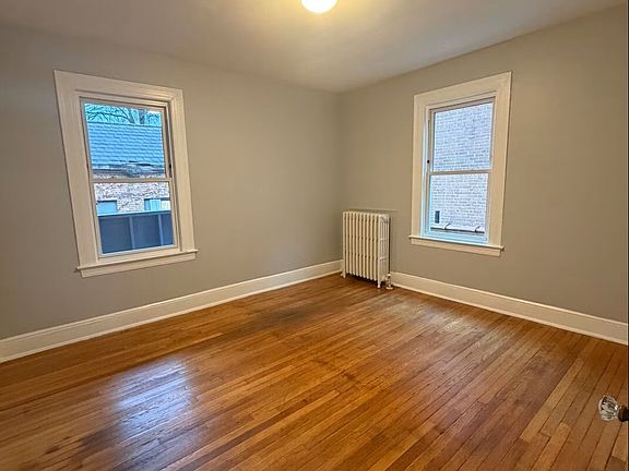 4th image of 276 Park Rd