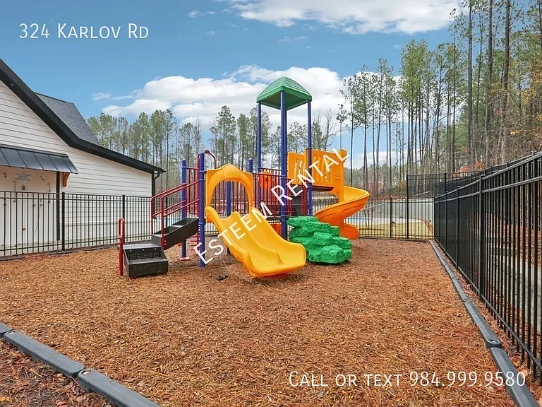 324 Karlov Rd — Photo 34