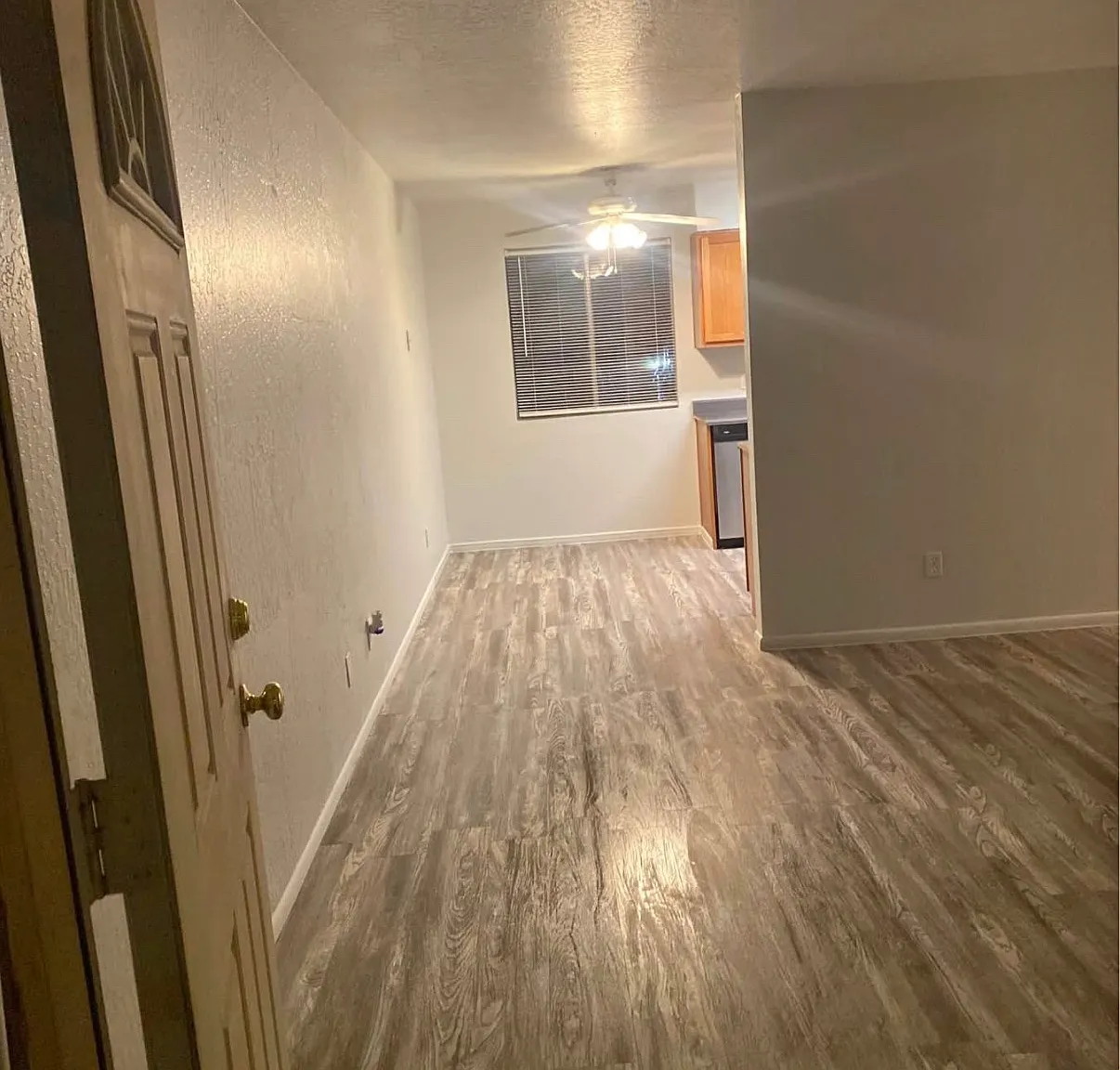 2 bed, 792 sqft, $1,000 — Photo 1