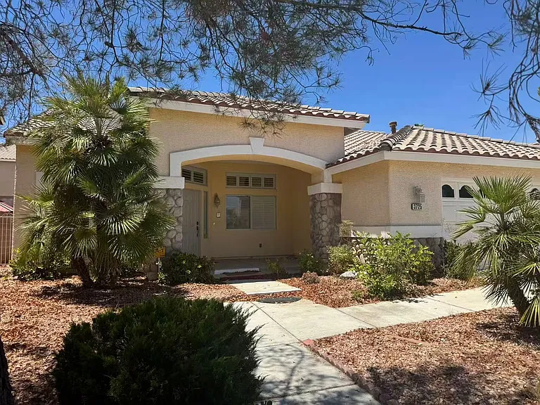 3725 Climbing Rose St — Photo 2