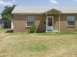 718 N Julian St, Altus, OK 73521