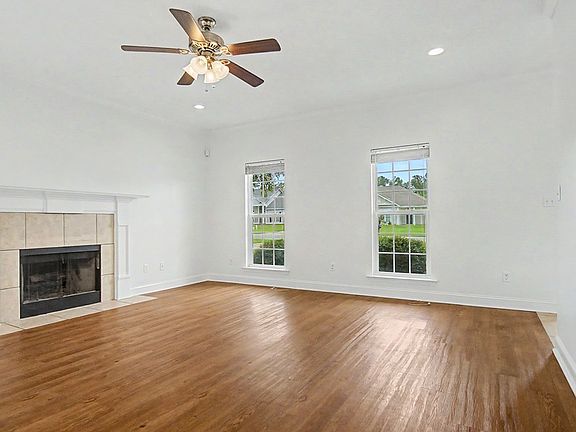 5th image of 121 Chukar Ct