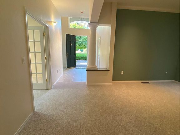 3rd image of 3631 Prestwick Ln SE