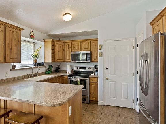 2nd image of 2198 N Sunset Dr