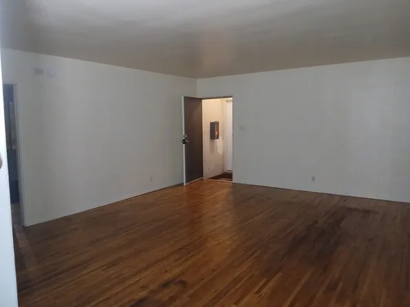 6537 Troost Ave #9, North Hollywood, CA 91606