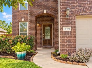 28642 Lockeridge Springs Dr, Spring, TX 77386