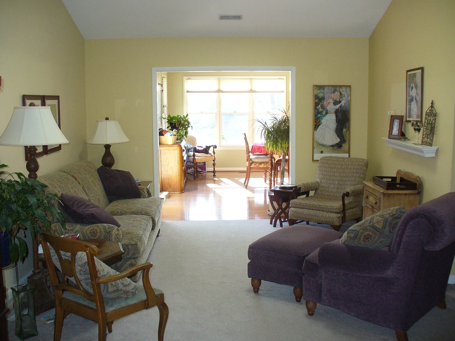 3 bed, 2.5 bath, 2100 sqft, $3,000 — Photo 3