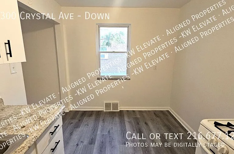21300 Crystal Ave #DOWN — Photo 8