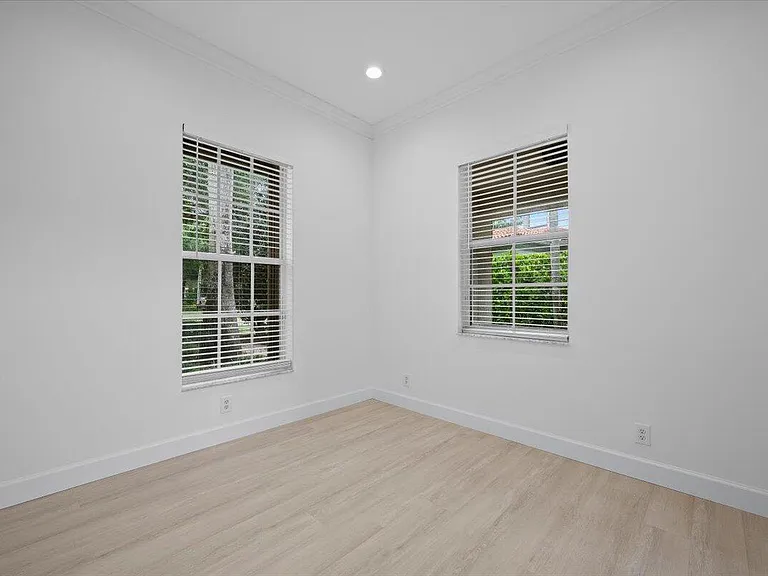 1029 Vintner Blvd — Photo 17
