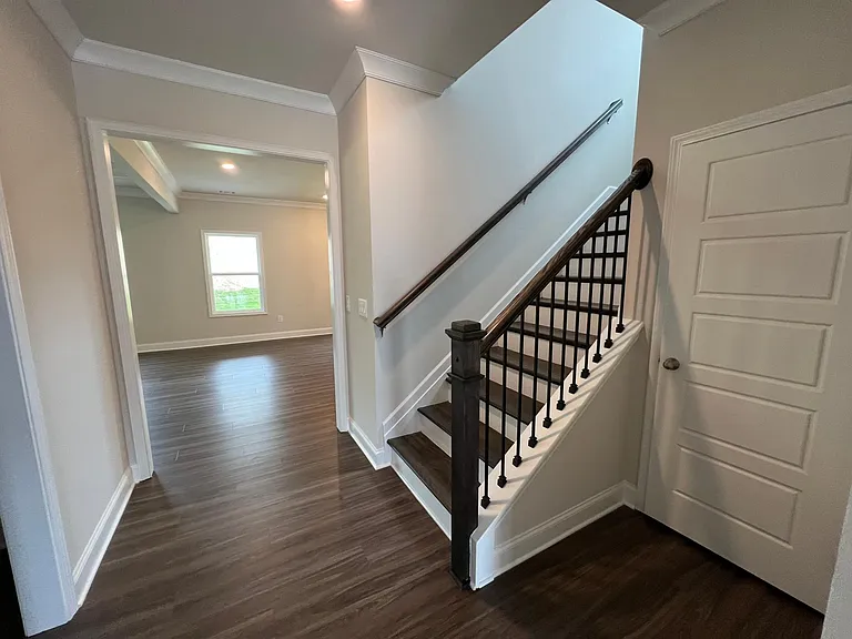 1592 Dover Creek Ln — Photo 6