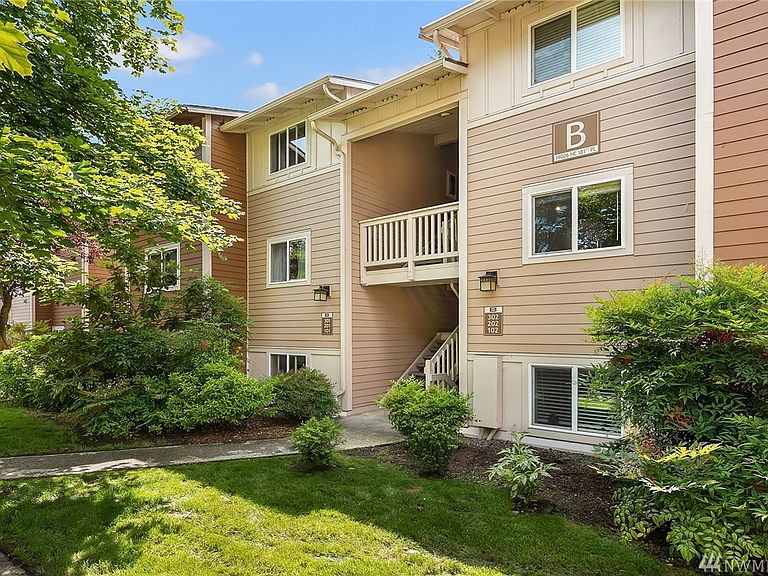 Timber Ridge Condominiums - Woodinville, WA | Zillow