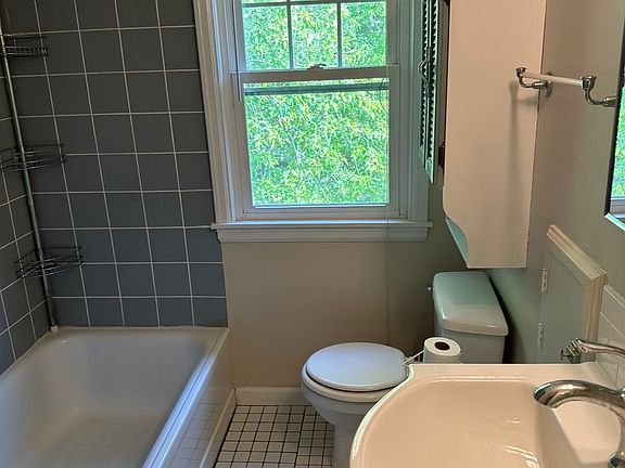 5th image of 4458 N Woodburn St