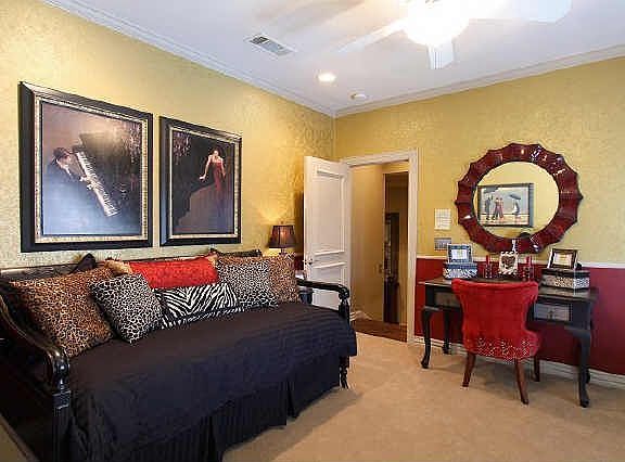 5th image of 7701 Harbor Town Dr