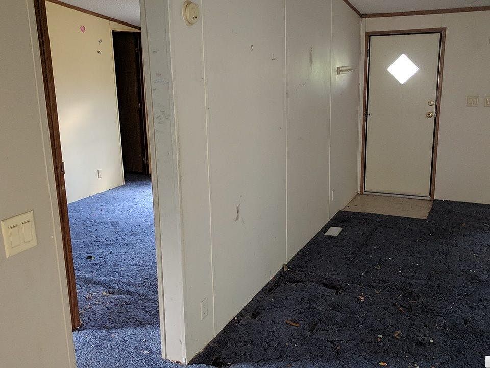 2nd image of 153 Sandalwood Ave