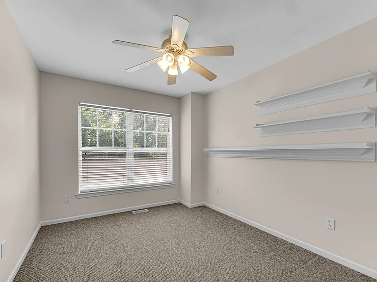 314 Village Sq — Photo 17