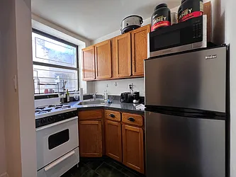 Rented by City Connections Realty