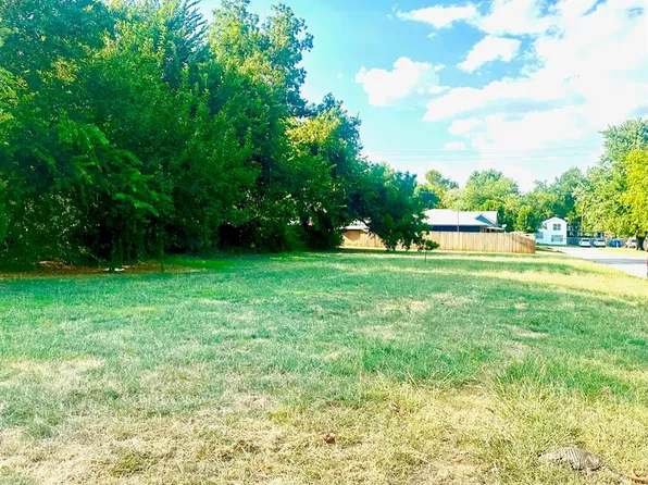 1202 W Iowa Ave Lot 8, Chickasha, OK 73018