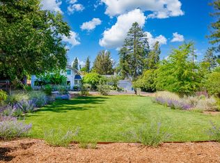 7170 Lynch Rd, Sebastopol, CA 95472