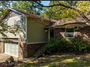 4 White Willow Ct, Little Rock, AR 72212