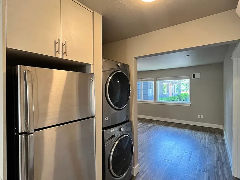 3610 SE 15th Ave — Photo 8