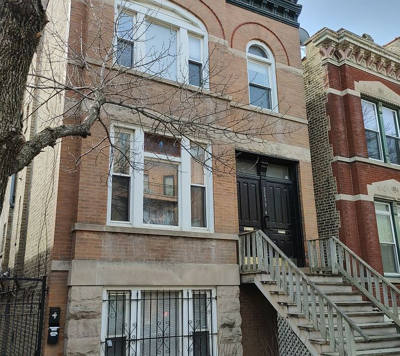 1st image of 2233 W Armitage Ave APT 1