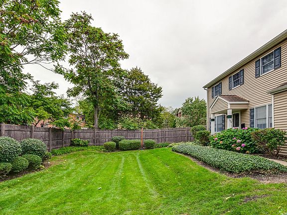 2nd image of 134 W Wood St #1