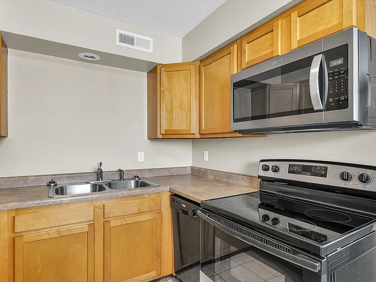 308 College Park Dr — Photo 20