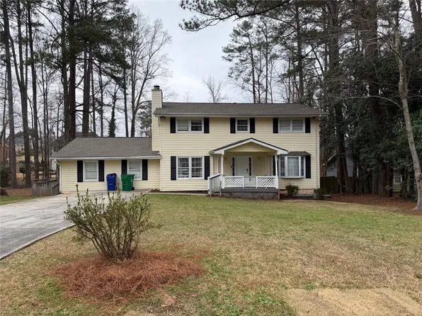 5806 Windermere Ct, Lithonia, GA 30038