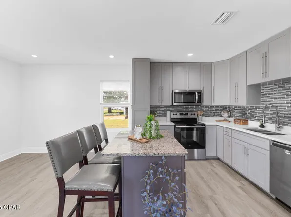 718 Joan Ln, Panama City, FL 32404