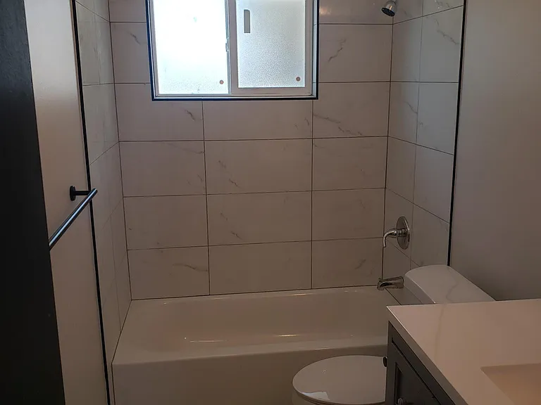 10715 Clarkson Ct — Photo 9
