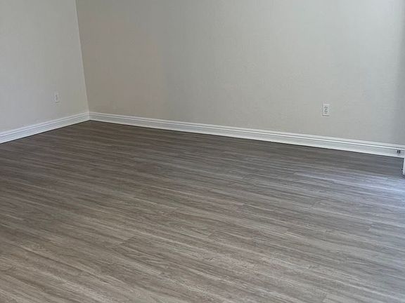 3rd image of 3769 32nd St #3