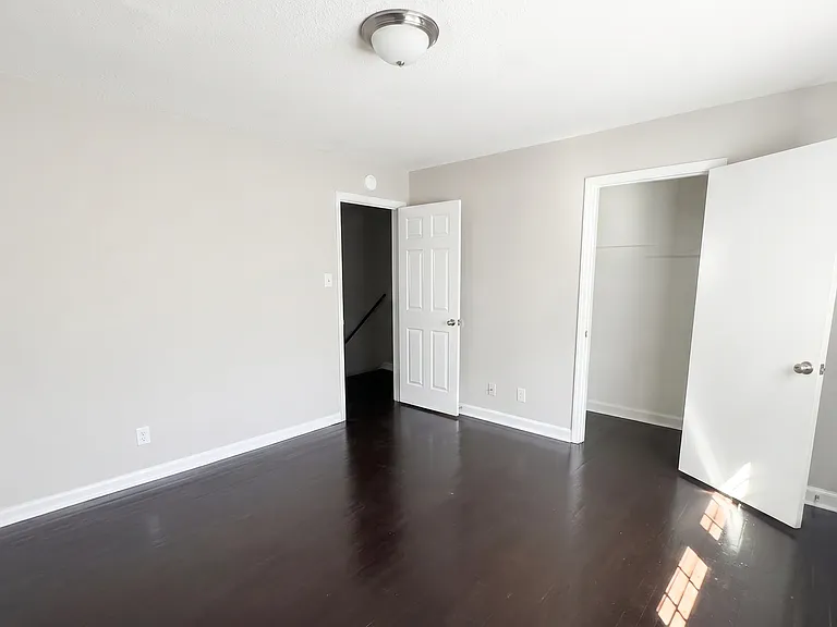Key Street Townhomes — Photo 43